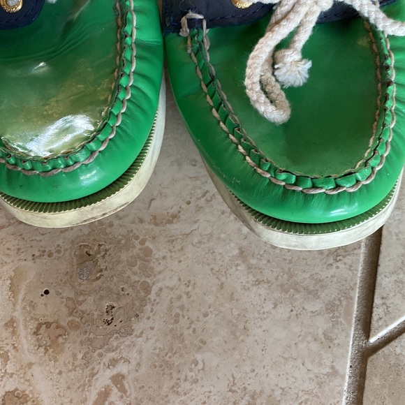 Sperry green and navy preppy shoes - Picture 3 of 6